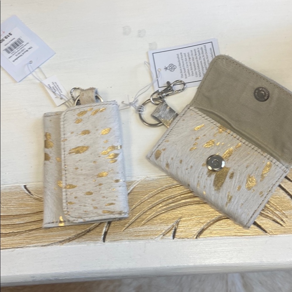 Key chain/credit card holder